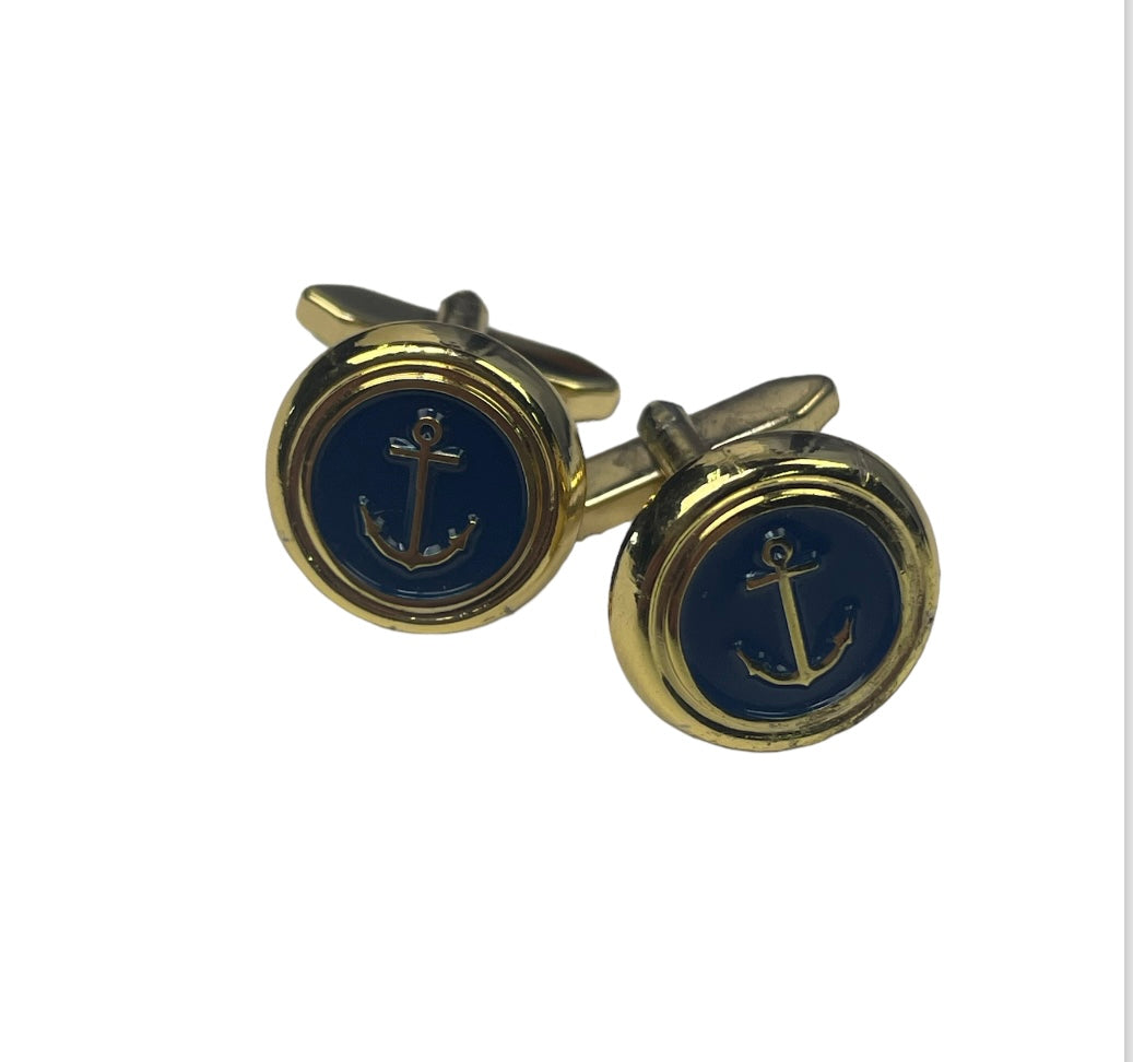 Cufflinks with anchor motif in gold color