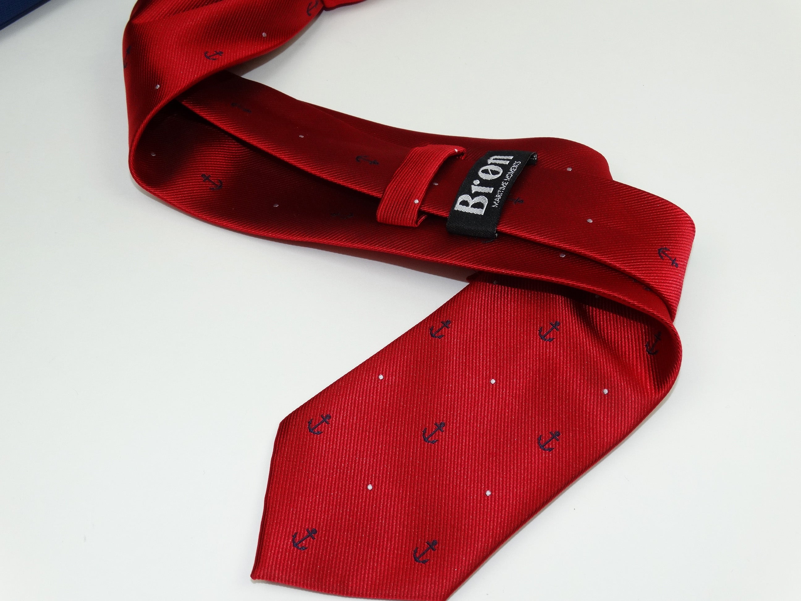 Maritime red tie with anchors