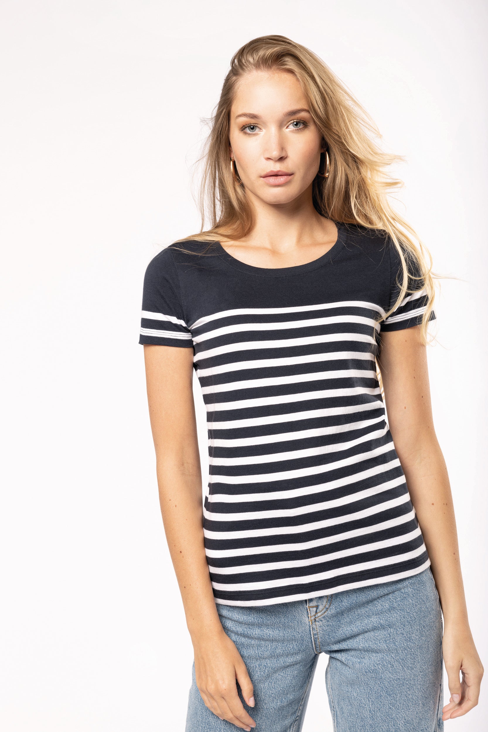 Sporty striped ladies' short-sleeved t-shirt